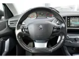 Foto 22 van Peugeot 308 SW 1.2 PureTech Blue Lease Executive 110pk | Audio-navigatie full map | Cruise Control |