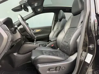 Foto 16 van Nissan QASHQAI BWJ 2019 | 1.2T 116PK Tekna + | TREKHAAK | PANO DAK | LEER | CLIMA | 360 CAMERA | STO