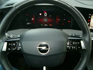 Foto 13 van Opel ASTRA 1.2 Turbo GS - 131pk