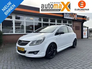 Opel Corsa 1.4-16V White Edition