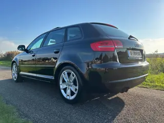Foto 12 van Audi A3 Sportback 1.4 TFSI Attraction | Pano | Stoelverwarming | Bluetooth | Parkeersensoren