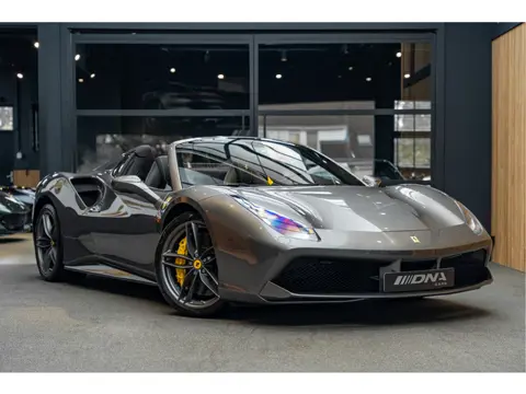 Ferrari 488 Spider Full Carbon Lift JBL Alcantara Historical Colour 3.9 Spider HELE Full Carbon Hist