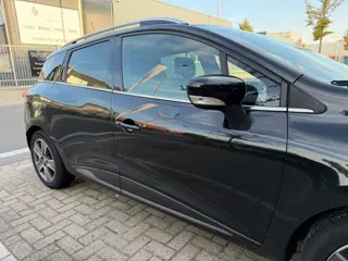Foto 12 van Renault Clio Estate 1.5 dCi Night&Day (bj 2015)