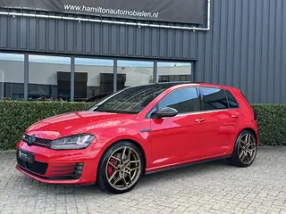 Foto 19 van Volkswagen Golf 7 GTI Performance 2.0 TSI 320pk DSG / Aut. Pano Leder Dynaudio Milltek Eventuri 19"