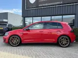 Foto 28 van Volkswagen Golf 7 GTI Performance 2.0 TSI 320pk DSG / Aut. Pano Leder Dynaudio Milltek Eventuri 19"