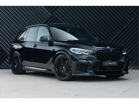 BMW X5 xDrive45e M-Sport Panodak Head-up Luchtvering 360 Camera Trekhaak Driving Assistant Pro Comfo