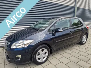 Toyota Auris 1.8 Full Hybrid Business, Trekhaak, Climatronic,