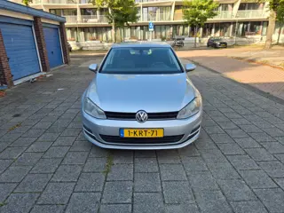 Foto 17 van Volkswagen Golf 1.2 TSI Highline AUTOMAAT