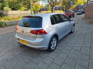 Foto 14 van Volkswagen Golf 1.2 TSI Highline AUTOMAAT