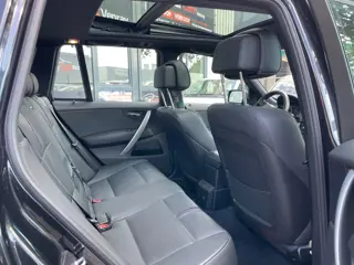 Foto 14 van BMW X3 2.5i Xdrive APK05-2027 AIRCO XENON CRUISECONTROLE PANORAMA TREKHAAK