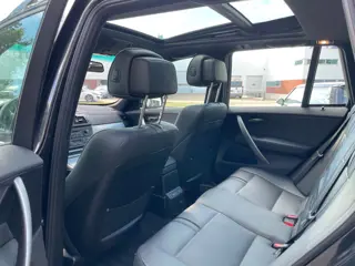 Foto 13 van BMW X3 2.5i Xdrive APK05-2027 AIRCO XENON CRUISECONTROLE PANORAMA TREKHAAK