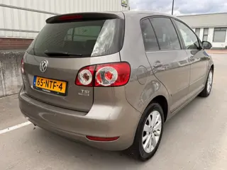 Foto 16 van Volkswagen Golf Plus 1.2 TSI | Dealer OH | 105-PK | All Season |