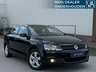 Volkswagen Jetta 1.4 TSI Highline | DSG | Leder | NL-AUTO