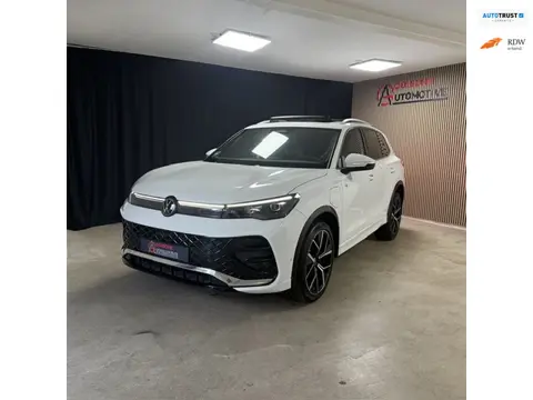 Volkswagen TIGUAN 1.5 eHybrid R-Line Edition 360/H&k/Pano
