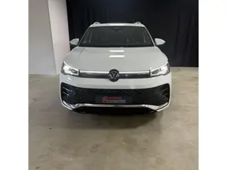 Foto 18 van Volkswagen TIGUAN 1.5 eHybrid R-Line Edition 360/H&k/Pano