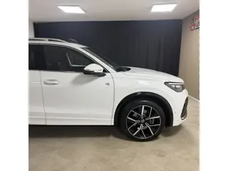 Foto 14 van Volkswagen TIGUAN 1.5 eHybrid R-Line Edition 360/H&k/Pano