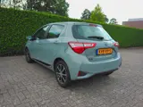 Foto 27 van Toyota Yaris 1.5 Hybrid Executive zeer mooie auto
