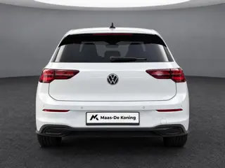Foto 17 van Volkswagen Golf 1.4 eHybrid GTE 245pk DSG · Camera · Keyless · Inklap. Trekhaak · Matrix LED · Stuur