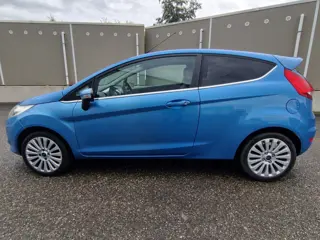 Foto 13 van Ford Fiesta 1.25 Titanium (bj 2010)