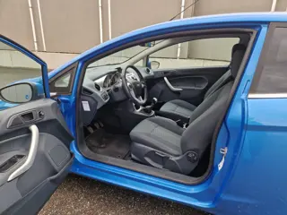 Foto 18 van Ford Fiesta 1.25 Titanium (bj 2010)