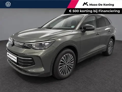 Volkswagen Tiguan 1.5 eTSI 130pk DSG Life Edition · 360 Camera · Inklap. Trekhaak · Dodehoeksensor ·