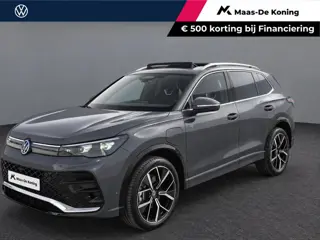 Volkswagen Tiguan 1.5eHybrid 200kW/272PK R-Line · Panoramadak · Trekhaak · 360°Camera + Parkeersenso