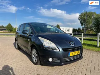 Peugeot 5008 1.6 e-HDi Blue Lease 5p. AUTOMAAT