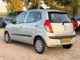 Foto 30 van Hyundai I10 1.1 Dynamic Cool/ ZEER NETJES