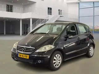 Foto 13 van Mercedes-Benz A-klasse 170 Avantgarde/ ZEER NETJES
