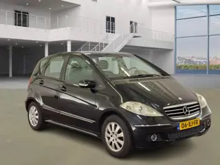 Foto 14 van Mercedes-Benz A-klasse 170 Avantgarde/ ZEER NETJES