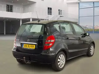 Foto 15 van Mercedes-Benz A-klasse 170 Avantgarde/ ZEER NETJES