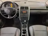 Foto 28 van Mercedes-Benz A-klasse 170 Avantgarde/ ZEER NETJES