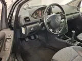 Foto 29 van Mercedes-Benz A-klasse 170 Avantgarde/ ZEER NETJES