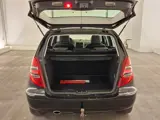Foto 21 van Mercedes-Benz A-klasse 170 Avantgarde/ ZEER NETJES