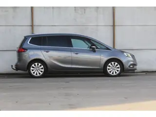 Foto 17 van Opel Zafira Tourer 1.4 Edition 7p. - 2017 model - trekhaak - navigatie - camera