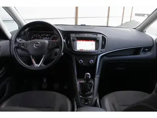 Foto 15 van Opel Zafira Tourer 1.4 Edition 7p. - 2017 model - trekhaak - navigatie - camera