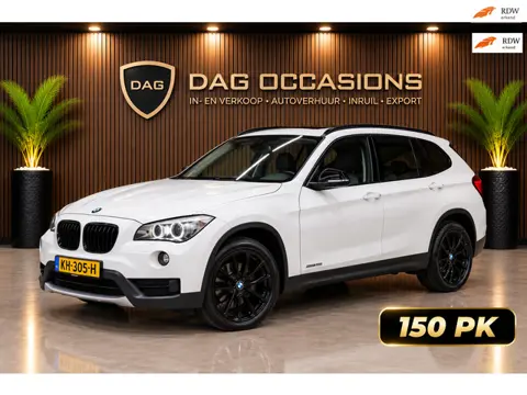 BMW X1 sDrive18i AUTOMAAT | PANO | NAVI | PDC