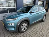 Foto 15 van HYUNDAI KONA EV FASHION 64 KWH, 3-fase, Camera, Warmtepomp, Carplay, Navi, Keyless, ALL IN prijs!