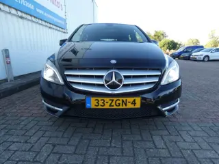 Foto 18 van MERCEDES-BENZ B-KLASSE 180 AMBITION Automaat,Navi,Xenon,Camera,Trhaak