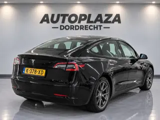 Foto 20 van Tesla Model 3 Standard RWD Plus 60 kWh Trekhaak