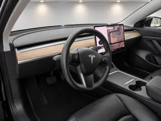 Foto 17 van Tesla Model 3 Standard RWD Plus 60 kWh Trekhaak