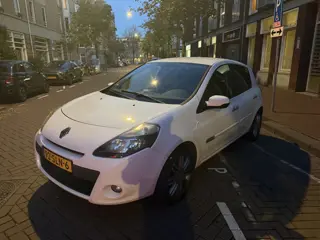 Foto 13 van Renault Clio 1.5 dCi Collection Clima|Cruise (bj 2011)