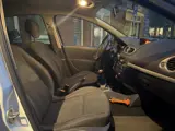Foto 19 van Renault Clio 1.5 dCi Collection Clima|Cruise (bj 2011)