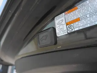Foto 17 van Toyota RAV4 2.5 Hybrid AWD Executive schuifdak vol opties