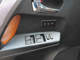 Foto 12 van Toyota RAV4 2.5 Hybrid AWD Executive schuifdak vol opties
