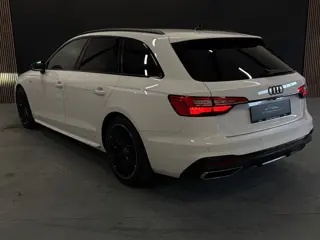 Foto 14 van Audi A4 Avant 35 TFSI S edition Competition Virtual Dealer onderhouden Navi Keyless