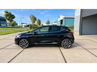 Foto 17 van Renault Clio 0.9 TCe Intens Cam/PDC/Cruise/Navi