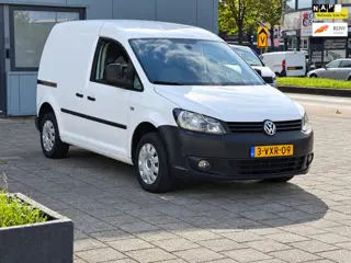 Volkswagen Caddy 1.6 TDI,AUTOMAAT,cruis Controle, navigatie, km nap