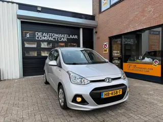 Foto 14 van Hyundai I10 1.0i i-Motion Comfort | ORIGINEEL 21.889 KM  | 2E EIGENAAR | CLIMATE | CRUISE | ELEK> PA