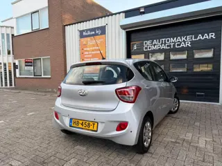 Foto 16 van Hyundai I10 1.0i i-Motion Comfort | ORIGINEEL 21.889 KM  | 2E EIGENAAR | CLIMATE | CRUISE | ELEK> PA